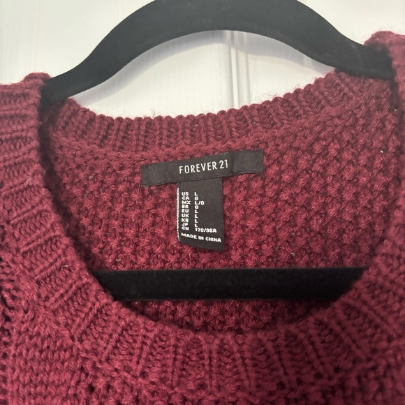 Forever 21 Burgundy Knit Sweater With Pockets Size Large - Picture 2 of 6